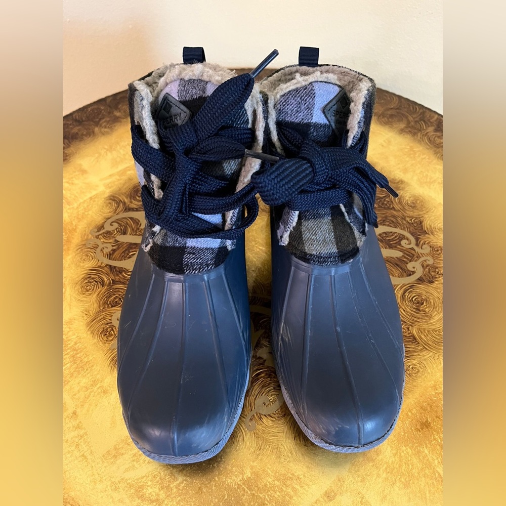 Sperry boots for women